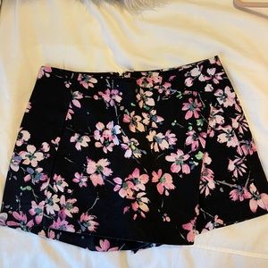 Floral skort